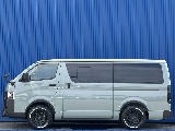 トヨタ ハイエースバン(5枚目)