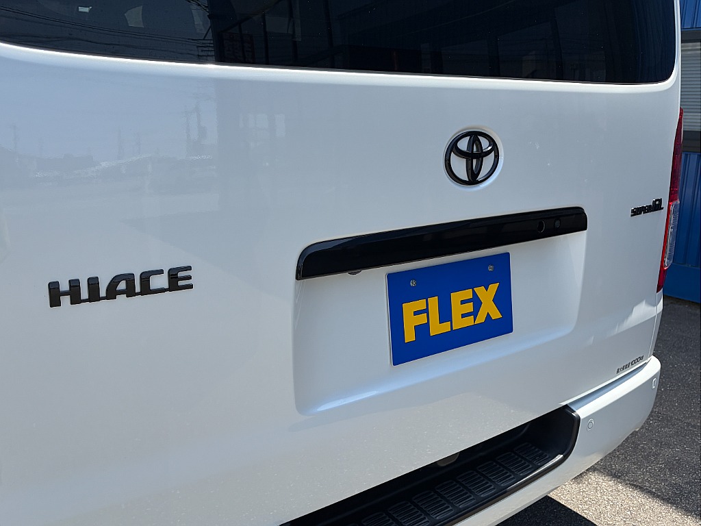 トヨタ ハイエースバン(32枚目)