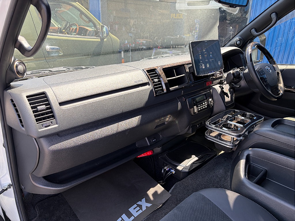 トヨタ ハイエースバン(53枚目)