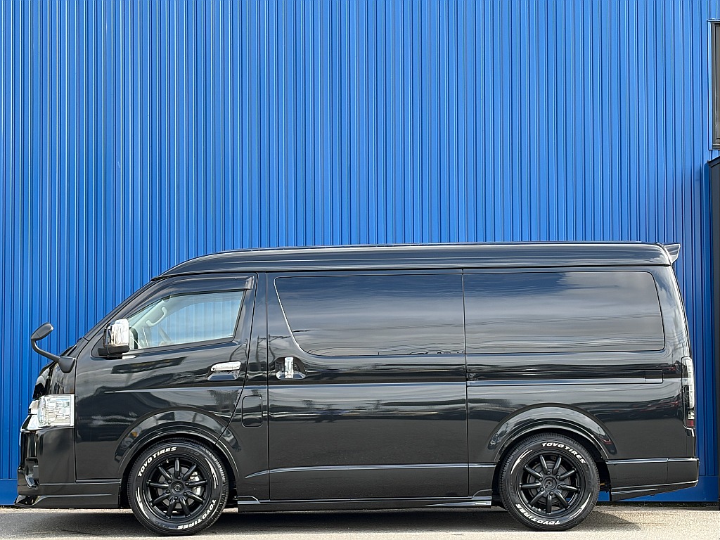 トヨタ ハイエース(5枚目)