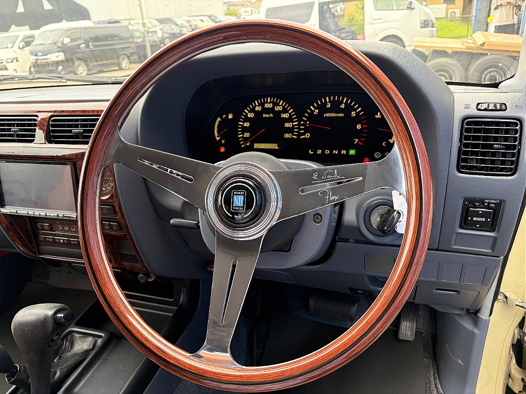 2000 Toyota Land Cruiser Prado 90 
