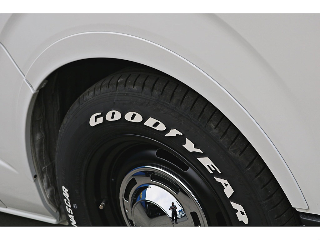 ＦＬＥＸ　オーバーフェンダー　前後２５ｍｍのダウンフェンダーの為ローダウンの視覚効果もあり♪