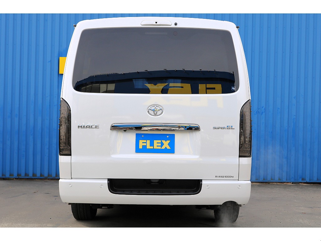 FLEXフロントスポイラー　ＲＡＹＳ VOLKRACINGホイール グッドイヤーナスカータイヤ　LEDテールランプ♪