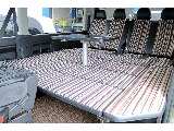 FLEXオリジナルR1内装♪ブラック×ストライプ柄♪マット展開で車中泊も！