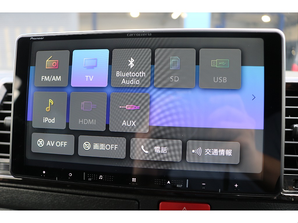 カロッツェリア製フローティング9インチナビ♪