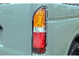 FLEXクラシックLEDテール　クラシックな造形ながら高輝度全面LED仕様♪