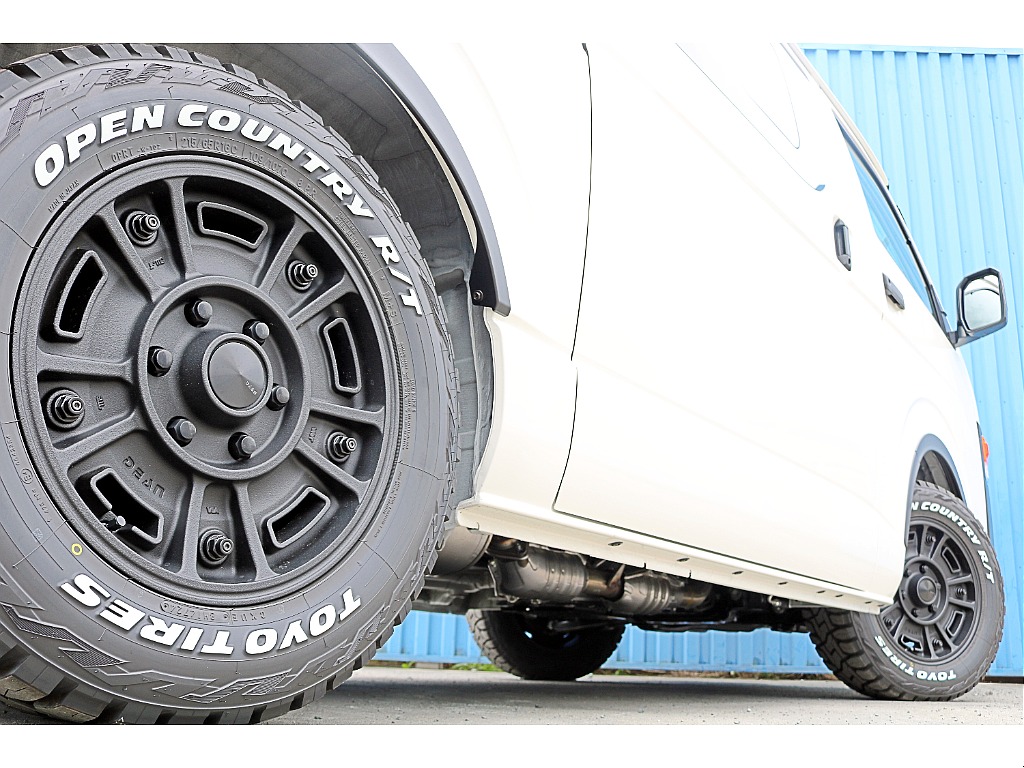 FLEX ReClassic　FLEX T-Forceフロントスポイラー　FLEXオーバーフェンダー　FLEXクラシックLEDテール　FLEXBJメキシカン　TOYOオープンカントリーRT♪