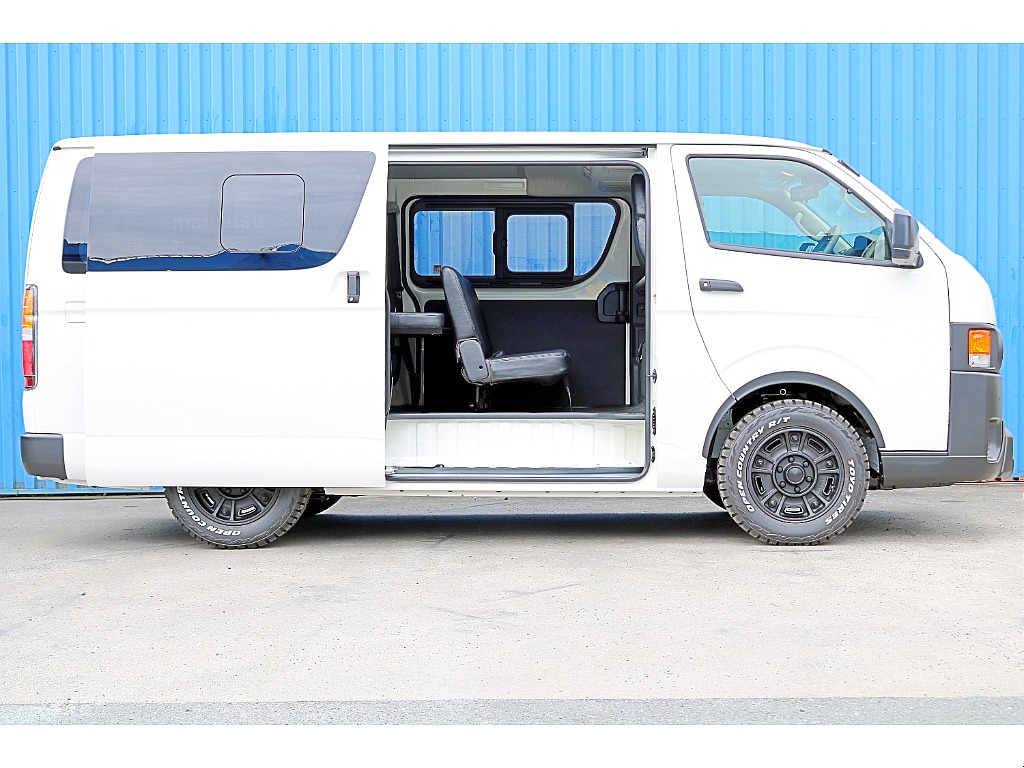 FLEX ReClassic　FLEX T-Forceフロントスポイラー　FLEXオーバーフェンダー　FLEXクラシックLEDテール　FLEXBJメキシカン　TOYOオープンカントリーRT♪