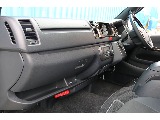新車　ハイエースバン　ダークプライムⅡ　ディーゼル4WD　オフロードパッケージ♪