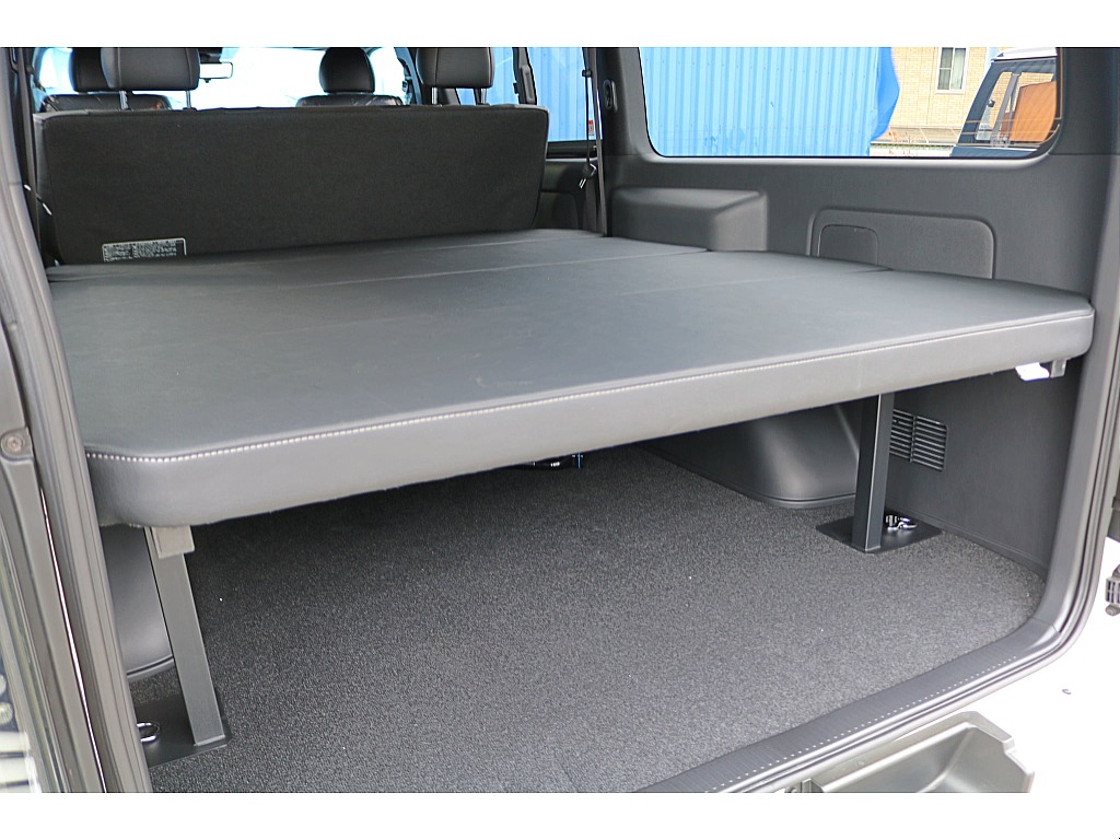 新車　ハイエースバン　ダークプライムⅡ　ディーゼル4WD　オフロードパッケージ♪