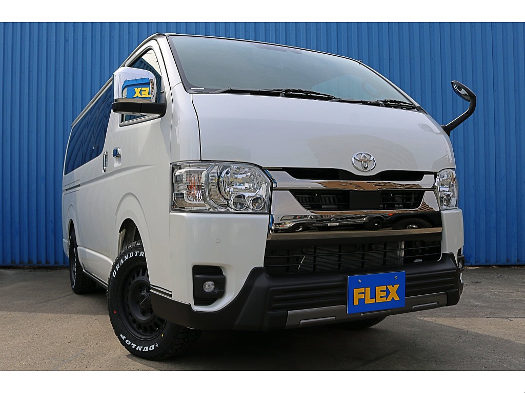 新車　ハイエースバン　ダークプライムⅡ　ディーゼル4WD　オフロードパッケージ♪