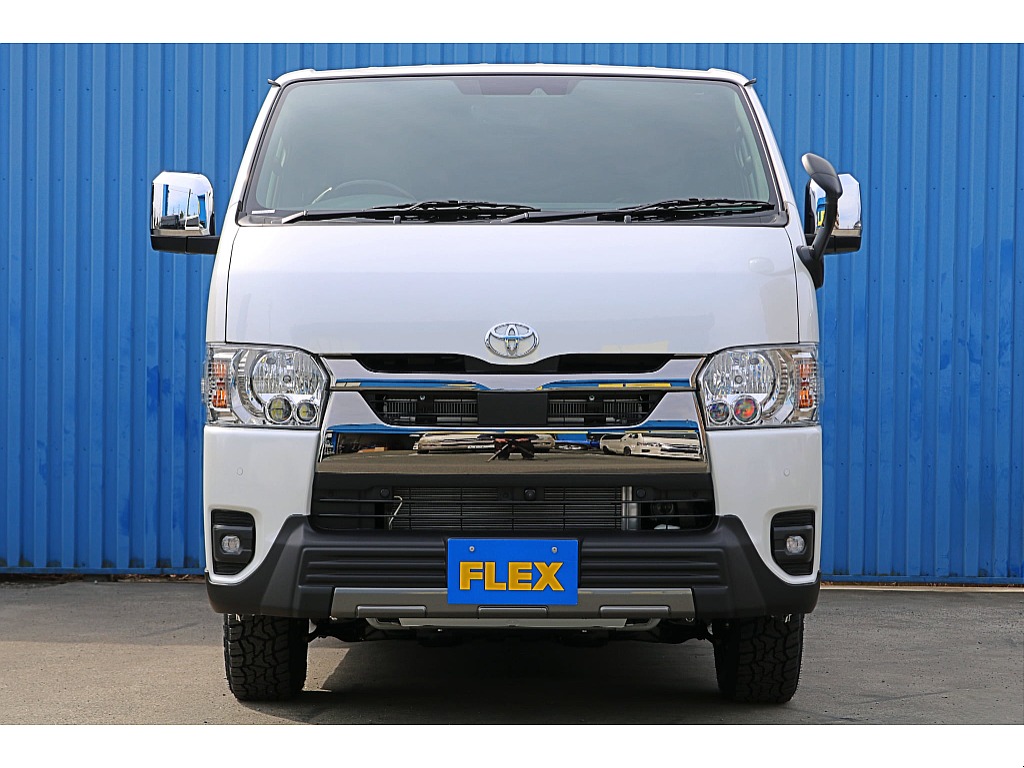 新車　ハイエースバン　ダークプライムⅡ　ディーゼル4WD　オフロードパッケージ♪