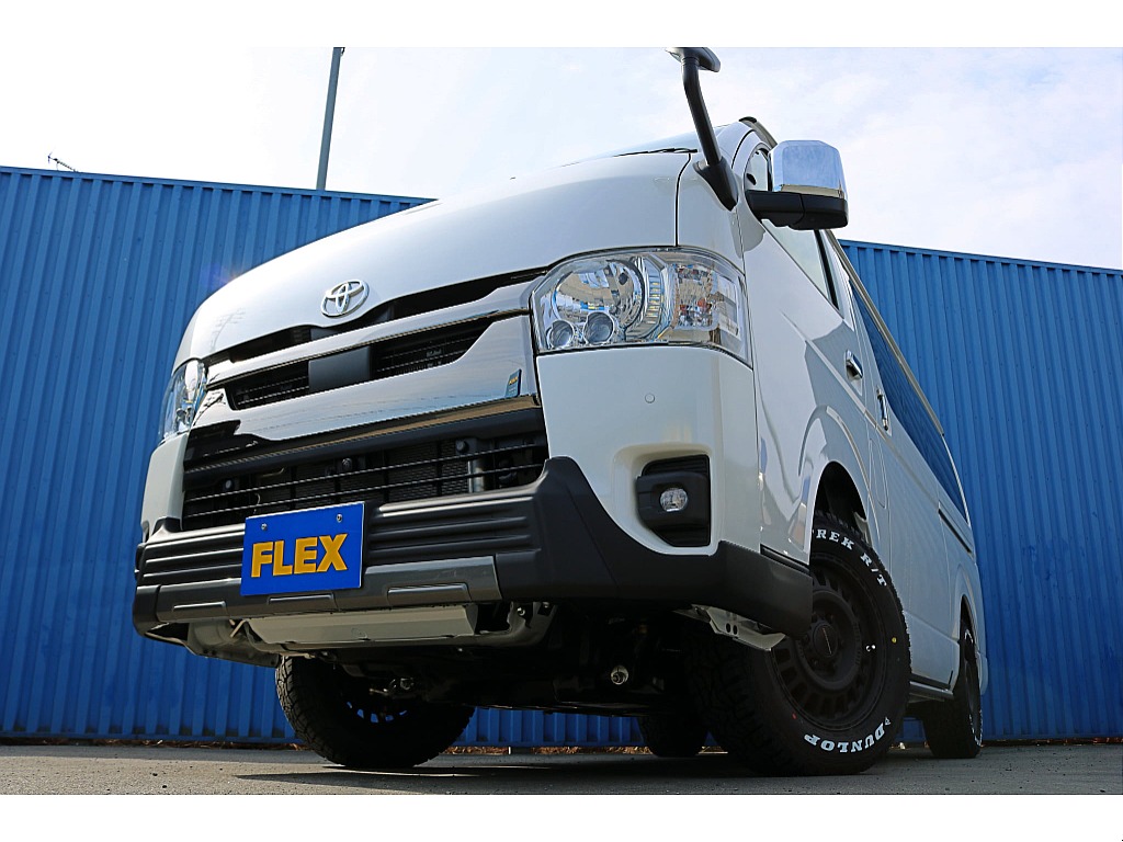 新車　ハイエースバン　ダークプライムⅡ　ディーゼル4WD　オフロードパッケージ♪