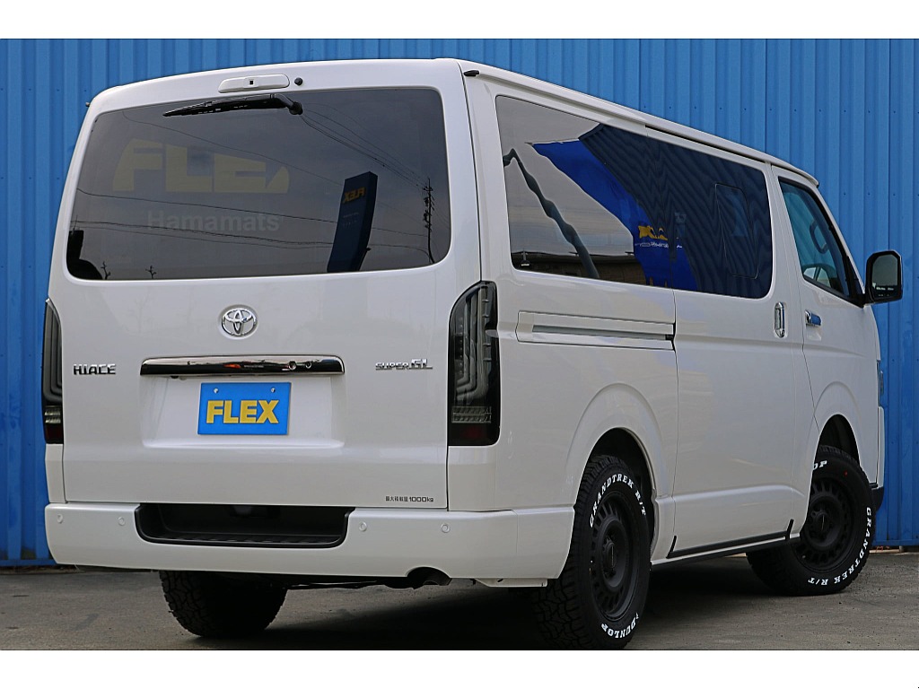 新車　ハイエースバン　ダークプライムⅡ　ディーゼル4WD　オフロードパッケージ♪