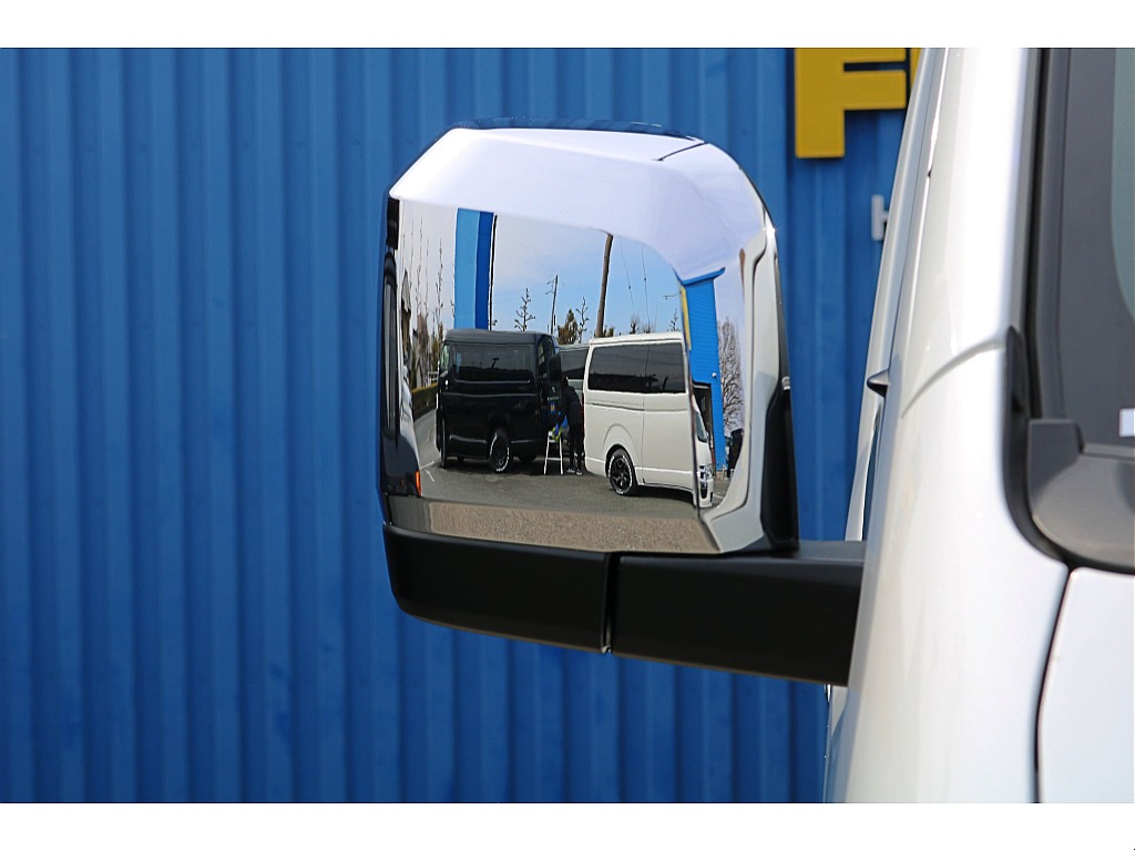 新車　ハイエースバン　ダークプライムⅡ　ディーゼル4WD　オフロードパッケージ♪