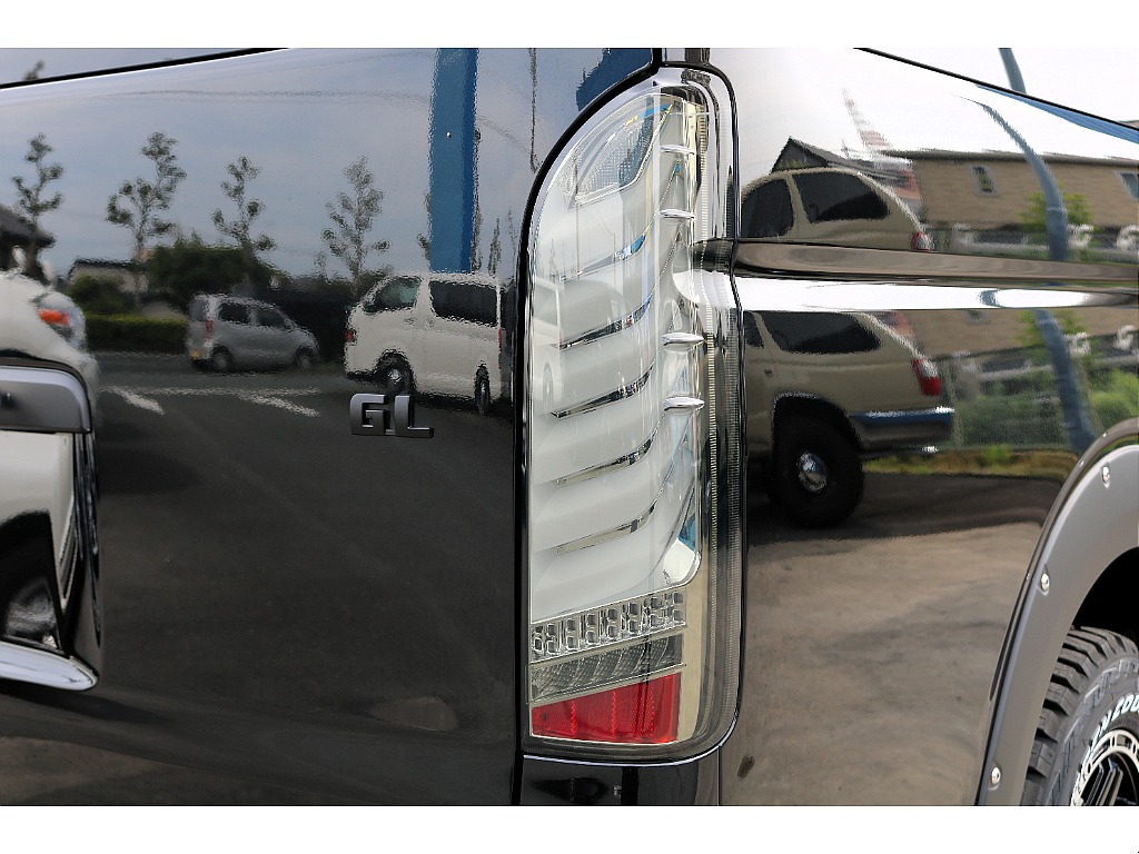 FLEXシグマBLACKLEDテール　FLEX　DELF04ホイール　TOYOオープンカントリータイヤ　JAOSフロントスキッドバー　JAOSフェンダーガーニッシュTypeX　JAOSマッドフラップ♪