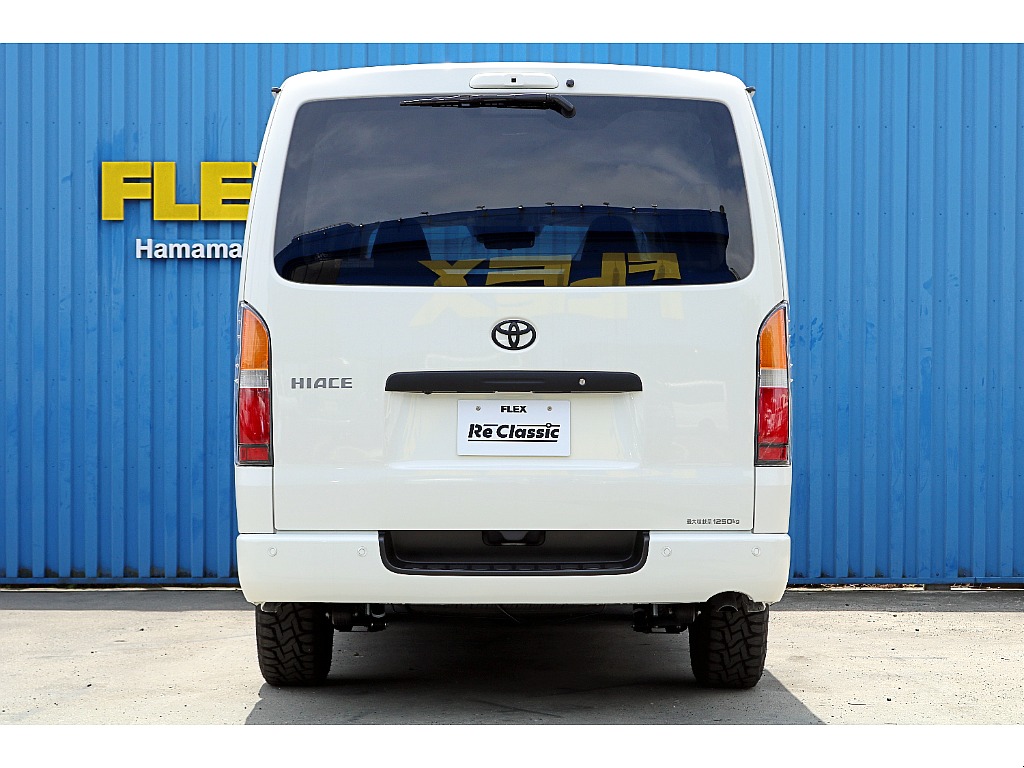 FLEX ReClassic　FLEX T-Forceフロントスポイラー　FLEXオーバーフェンダー　FLEXクラシックLEDテール　FLEXネクサスクレストNC1　TOYOオープンカントリーRT♪
