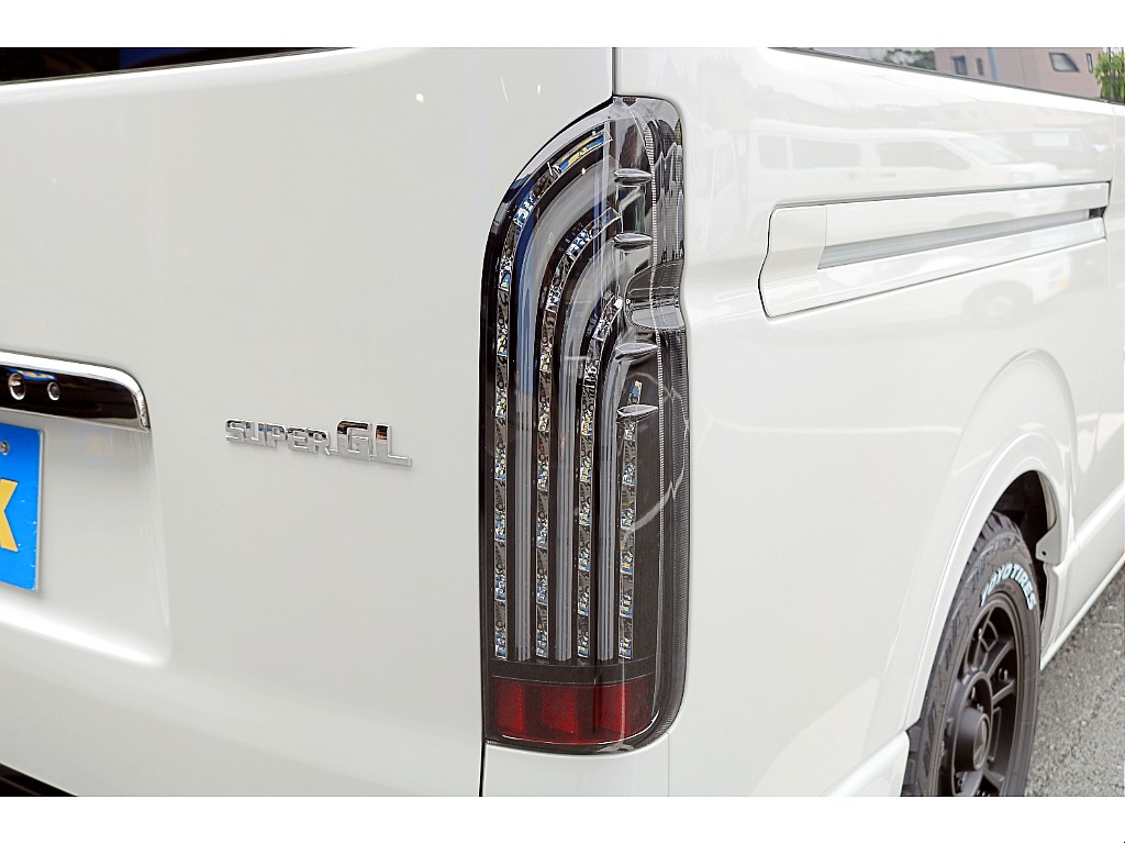 TRDバンパープロテクター　FLEXオーバーフェンダー　FLEX煌LEDテール黒　FLEX BJメキシカンホイール16インチ　TOYOTAドアバイザー♪