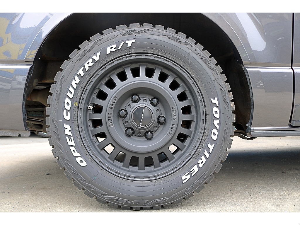 FLEXマッドブラックED　FLEXT-Forceフロントスポイラー　FLEXオーバーフェンダー　FLEXアルティメットテール　FLEXネクサスクレストNC1黒　TOYOオープンカントリーRT♪