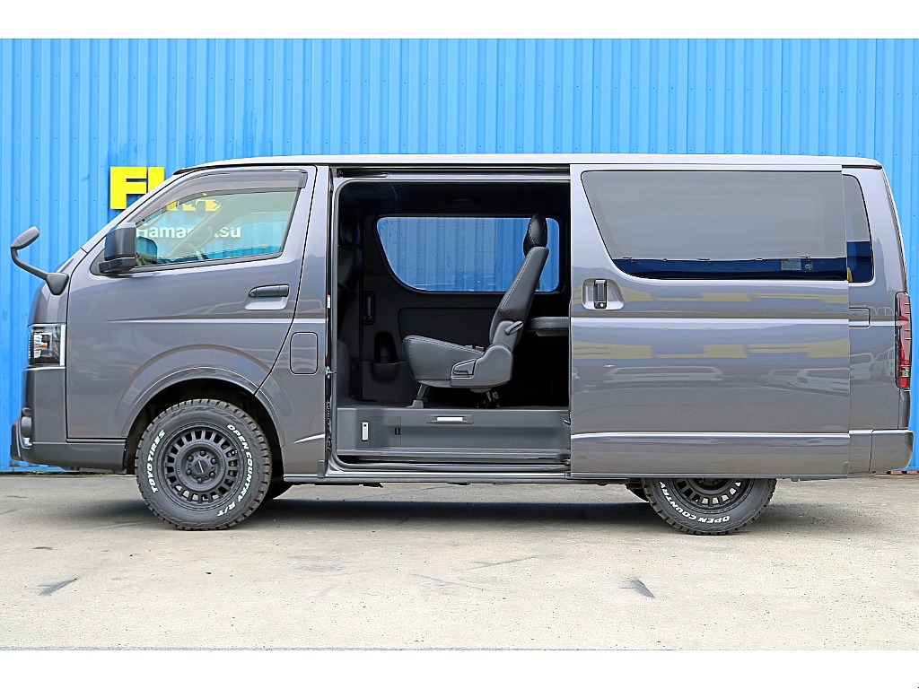 FLEXマッドブラックED　FLEXT-Forceフロントスポイラー　FLEXオーバーフェンダー　FLEXアルティメットテール　FLEXネクサスクレストNC1黒　TOYOオープンカントリーRT♪
