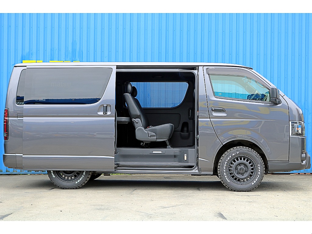 FLEXマッドブラックED　FLEXT-Forceフロントスポイラー　FLEXオーバーフェンダー　FLEXアルティメットテール　FLEXネクサスクレストNC1黒　TOYOオープンカントリーRT♪