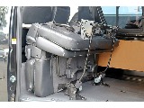 シートも跳ね上げ可能♪荷物も乗ります♪