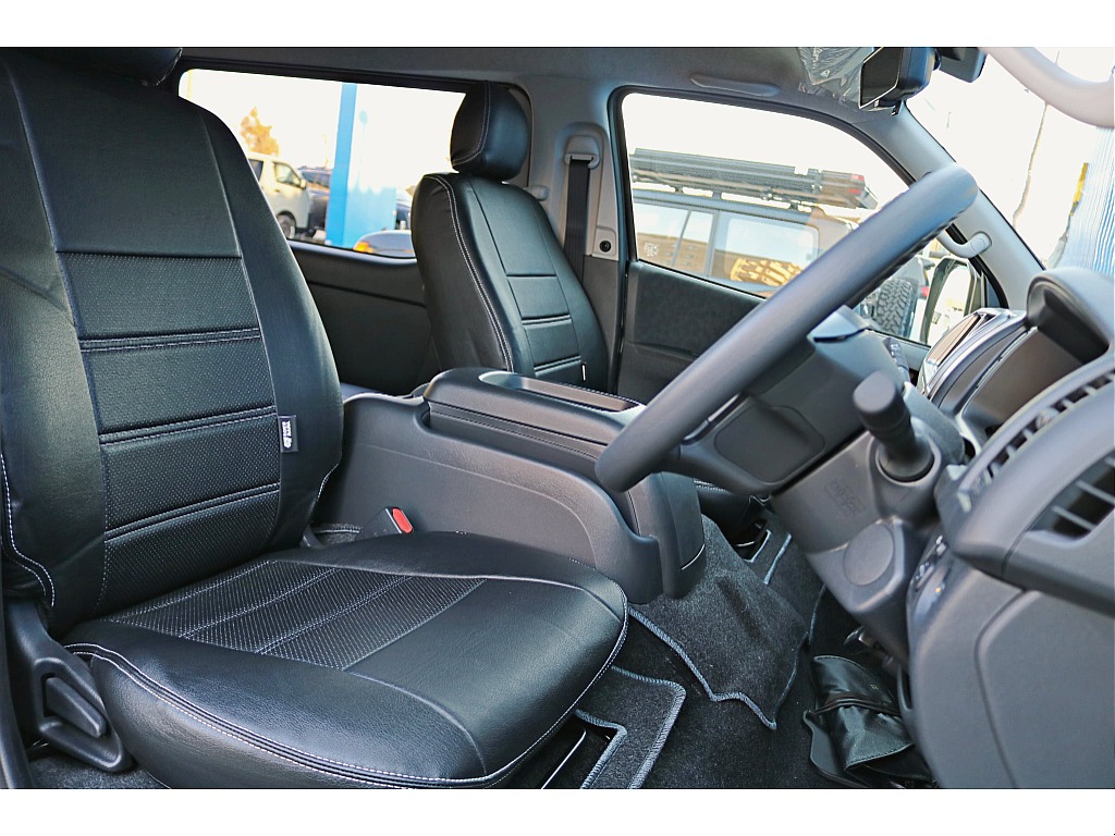 新車　ハイエースワゴンGL　4WD　内装架装【NEWAS】＆オフロードカスタム♪