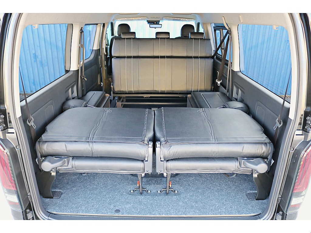 新車　ハイエースワゴンGL　4WD　内装架装【NEWAS】＆オフロードカスタム♪