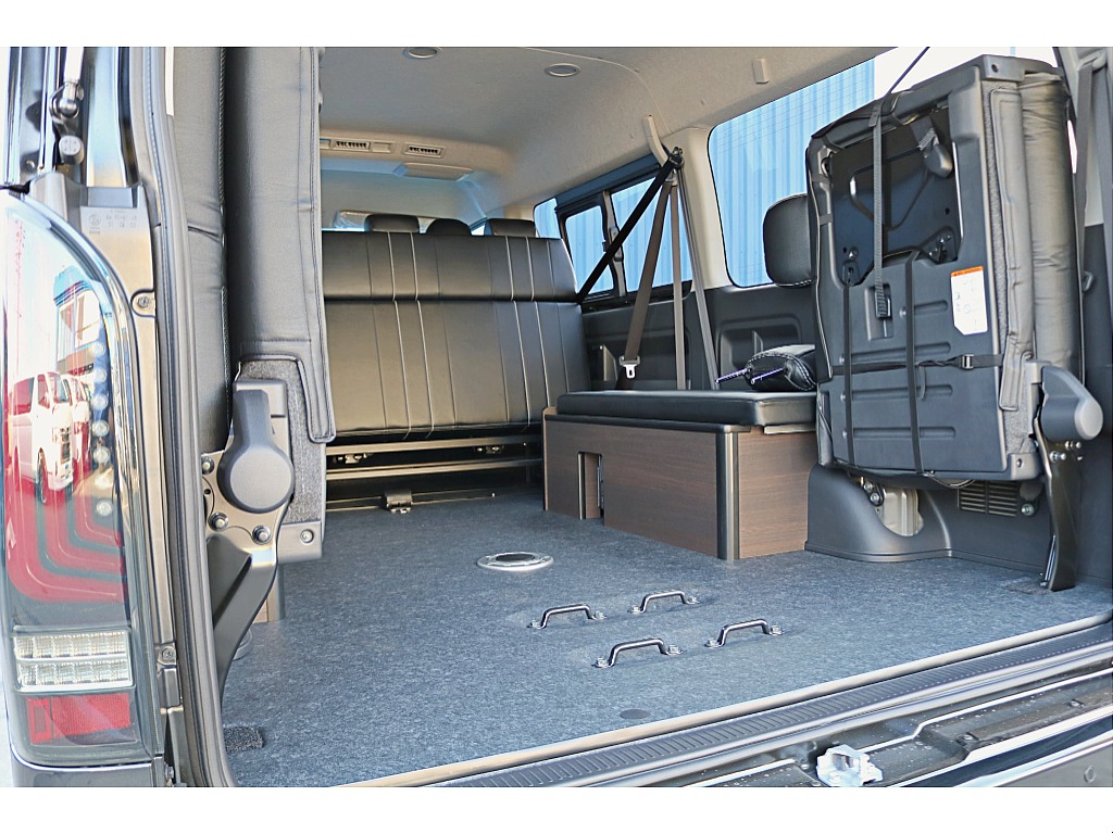 新車　ハイエースワゴンGL　4WD　内装架装【NEWAS】＆オフロードカスタム♪