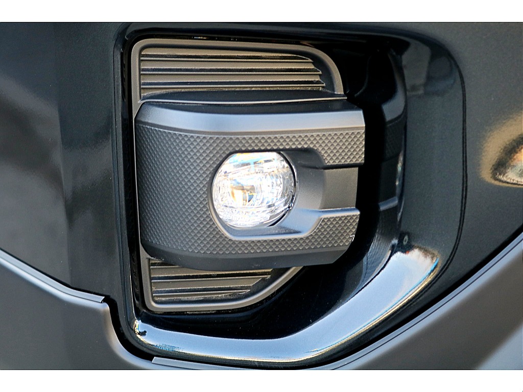 新車　ハイエースワゴンGL　4WD　内装架装【NEWAS】＆オフロードカスタム♪