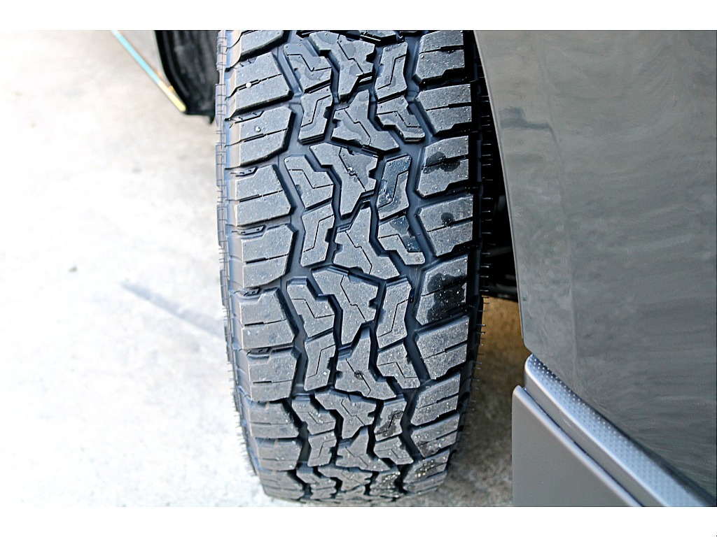 新車　ハイエースワゴンGL　4WD　内装架装【NEWAS】＆オフロードカスタム♪