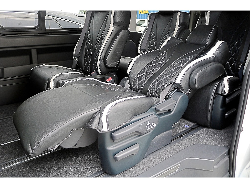 FLEXブラックエディション　FLEXフロントスポイラー　FLEXオーバーフェンダー　FLEX Delf02ホイール　グッドイヤーナスカータイヤ　FLEXラムダLEDテール
