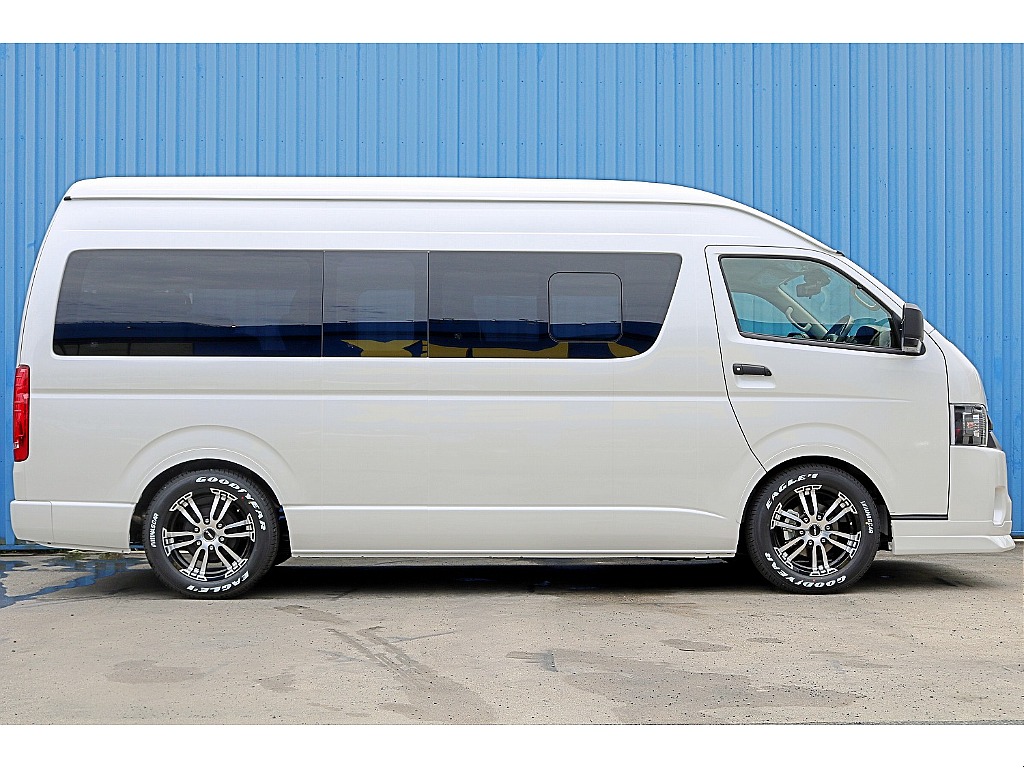 FLEXブラックエディション　FLEXフロントスポイラー　FLEXオーバーフェンダー　FLEX Delf02ホイール　グッドイヤーナスカータイヤ　FLEXラムダLEDテール