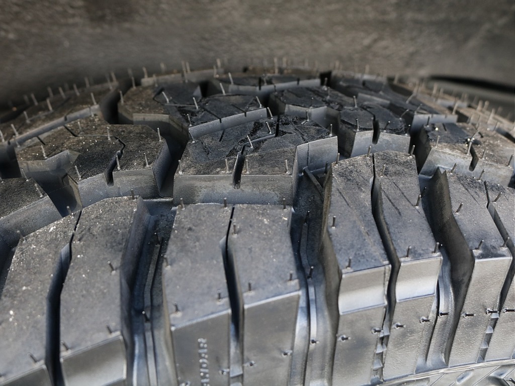 新品なので溝の心配もございません。