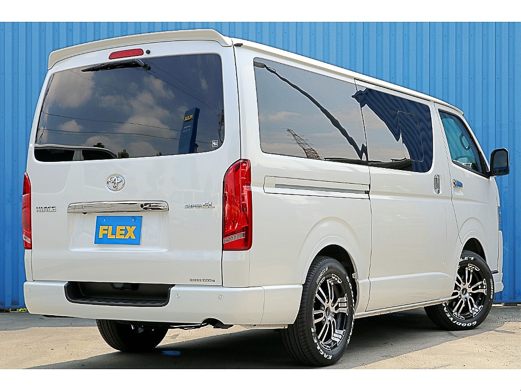 FLEXフロントスポイラー　FLEXリアスポイラー　FLEXオーバーフェンダー　FLEXラムダLEDテール　FLEXDELF02ホイール　グッドイヤーナスカータイヤ　ガッツミラーボディ同色ペイント♪