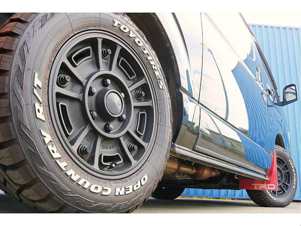 BJメキシカンFLEXオリカラ　TOYOオープンカントリー　FLEXショックアブソーバー　FLEX強化トーションバー　FLEX煌LEDテールランプ　TRDバンパープロテクター　TRDマッドフラップ♪