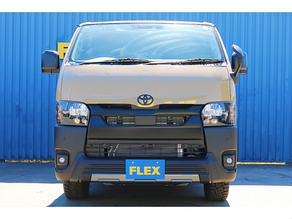 現行型のハイエースはフォグランプもＬＥＤ仕様♪