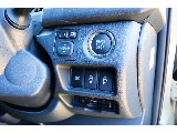 標準装備のステアリングリモコンをはじめ、使い易い位置に、使いたいスイッチ！