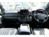 視点が高く、見通しが良い運転席。乗れば運転のしやすさが分かります♪