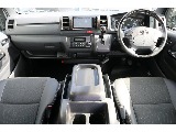 視点が高く、見通しが良い運転席。乗れば運転のしやすさが分かります♪
