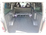 広々使える荷室はベッドキット追加してもヨシ♪