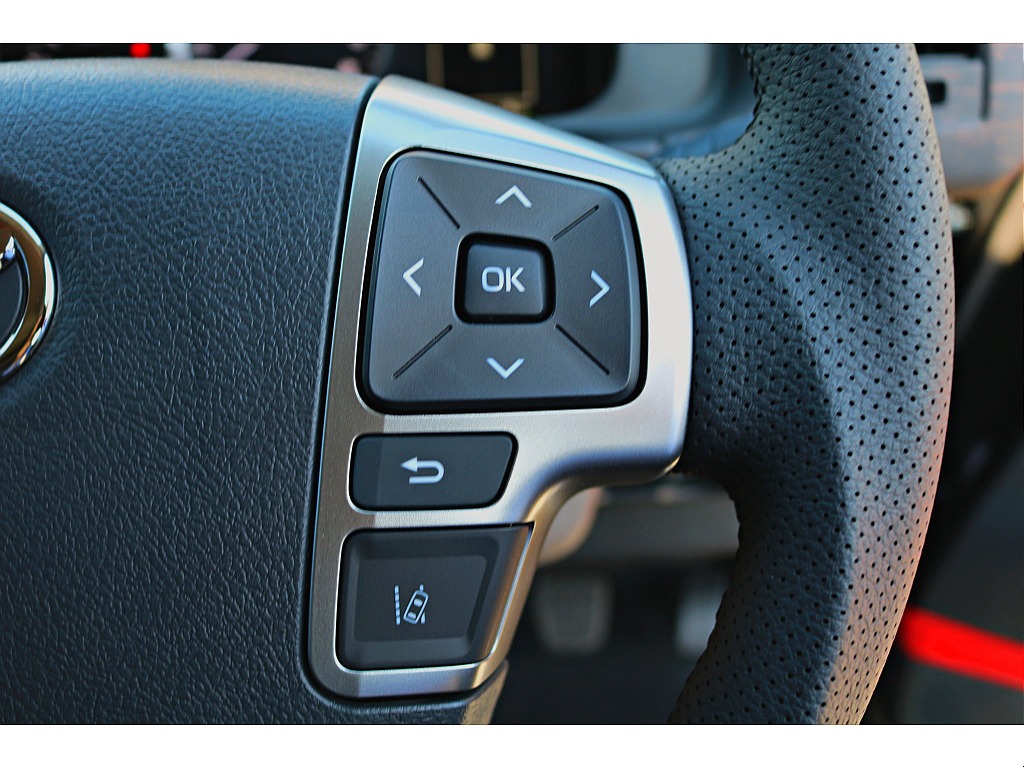 トヨタ ハイエース(8枚目)