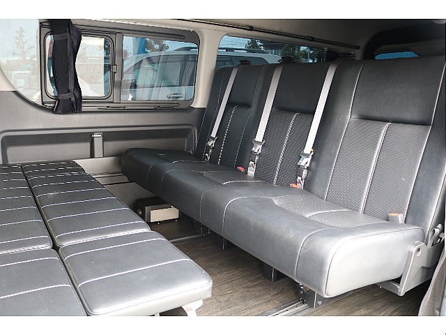 ロングスライドレール付　REVOシート♪ 大人数でのお出かけも楽しめちゃう♪