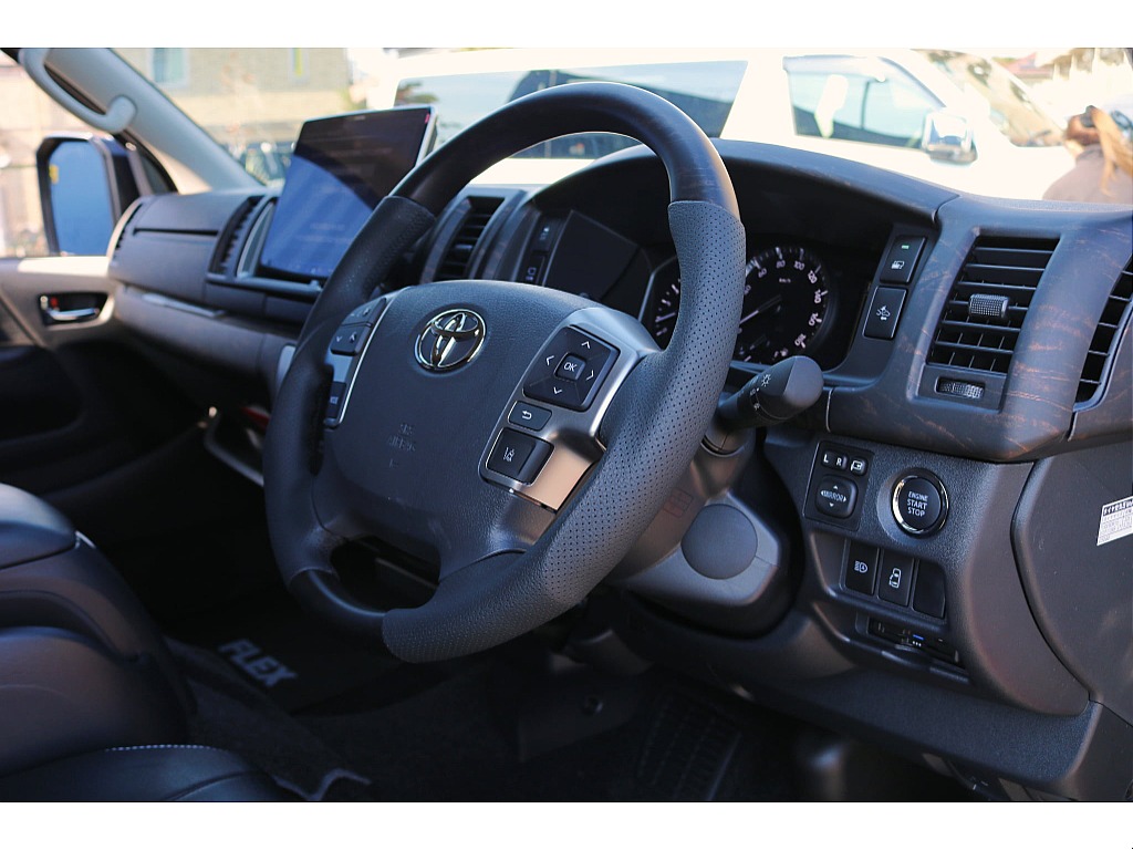 オートローンお支払い回数１２０回まで可能♪人気の残価設定型オートリースも承ります☆