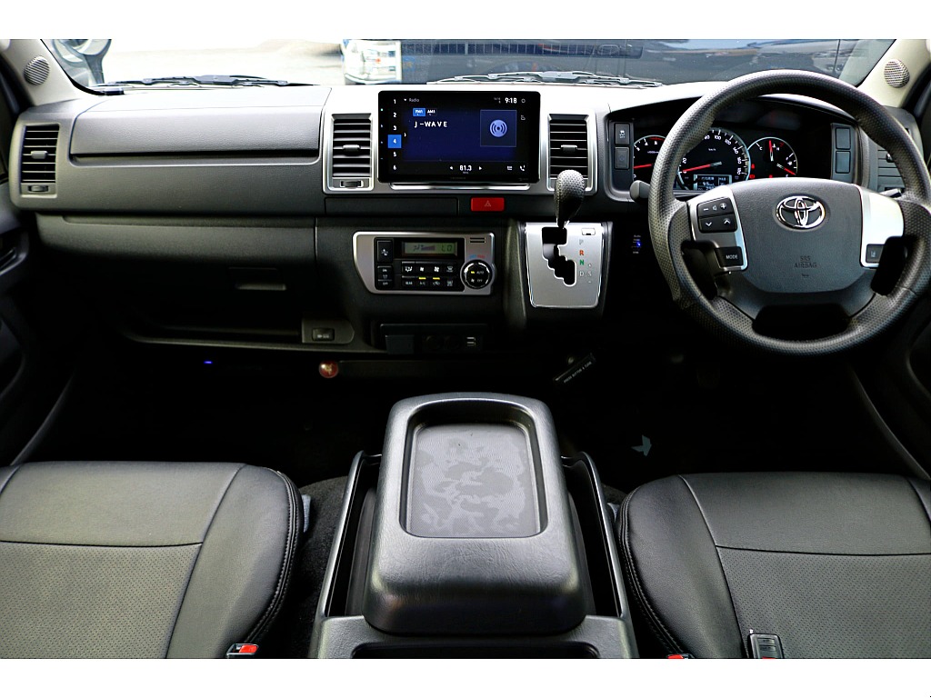 視点が高く、見通しが良い運転席。乗れば運転のしやすさが分かります♪