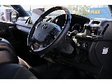 視点が高く、見通しが良い運転席。乗れば運転のしやすさが分かります♪