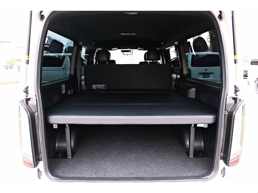 FLEXベットキットTYPE2搭載♪ 車中泊もこのまま出来ちゃう〇