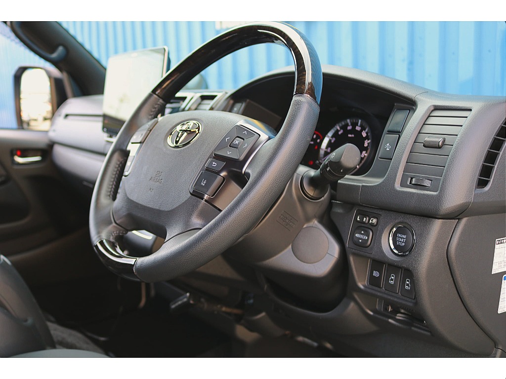 純正デジタルインナーミラー　車両後方カメラの映像をインナーミラー内のディスプレイに表示♪