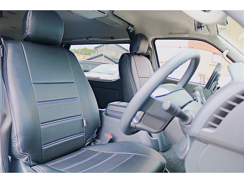 トヨタ ハイエース(15枚目)