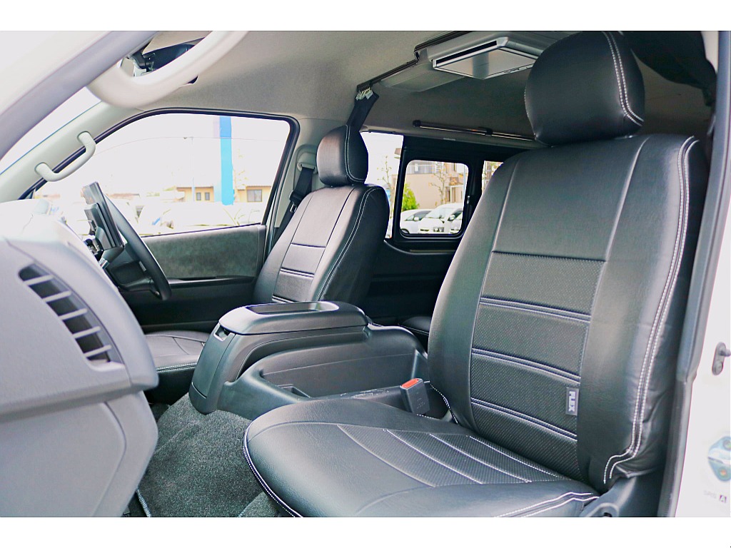 トヨタ ハイエース(18枚目)